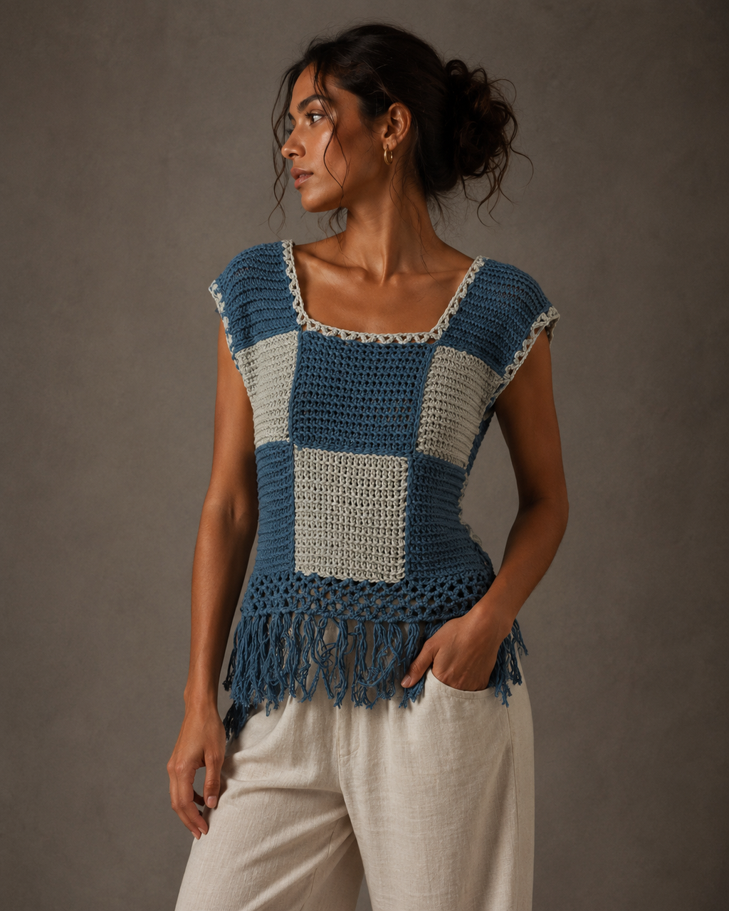 Blue and white side straps are adjustable. xs s